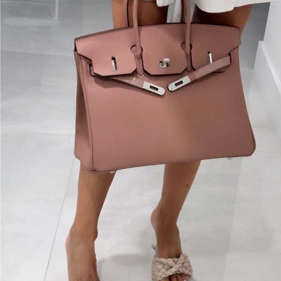 Stylish quality designer/not designer bag - Picture 3 of 3